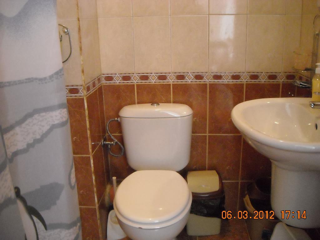פומורי Apartamenti Zhelezovi חדר תמונה